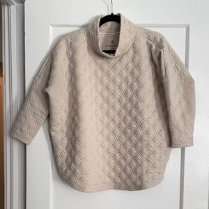 TNuck Sport Quilted Turtleneck Sweater – Cream